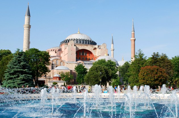 Istanbul Hagia Sophia With Fountains