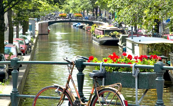 Amsterdam Canal and Bike