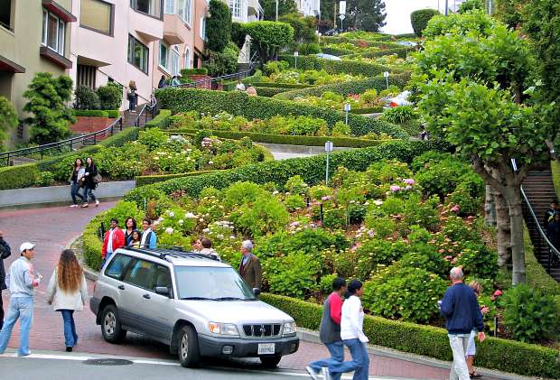 San Francisco Lombard Street clear