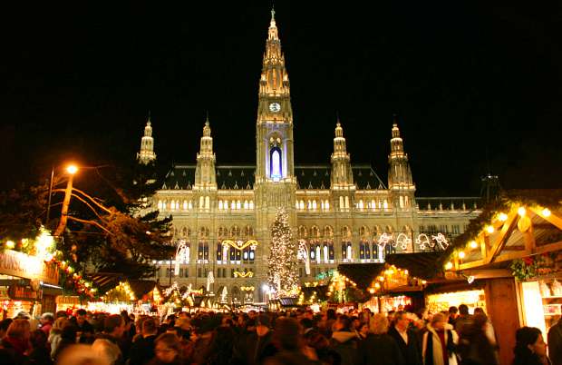 Vienna Rathaus Christmas Market