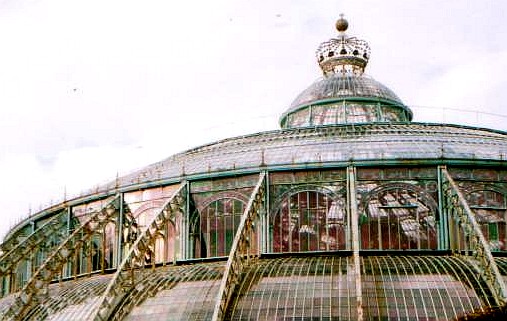 Brussels royal glasshouses close (www.free-city-guides.com)