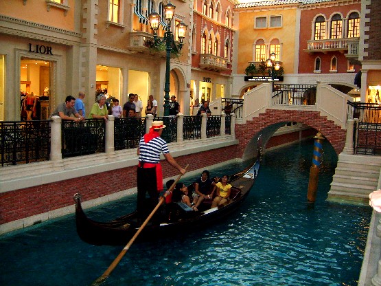 Las Vegas Venetian indoor canal