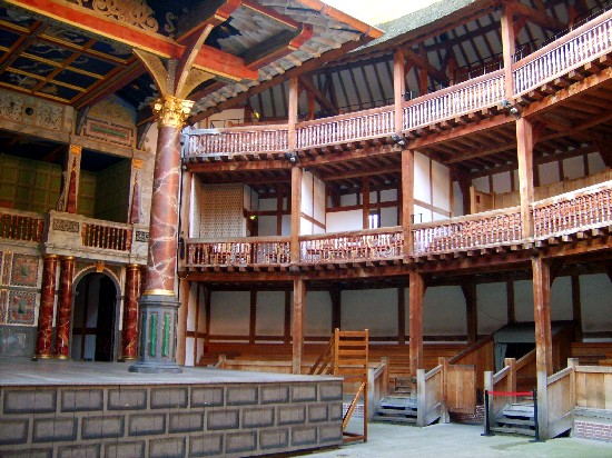 London Globe Theatre inside (www.free-city-guides.com)