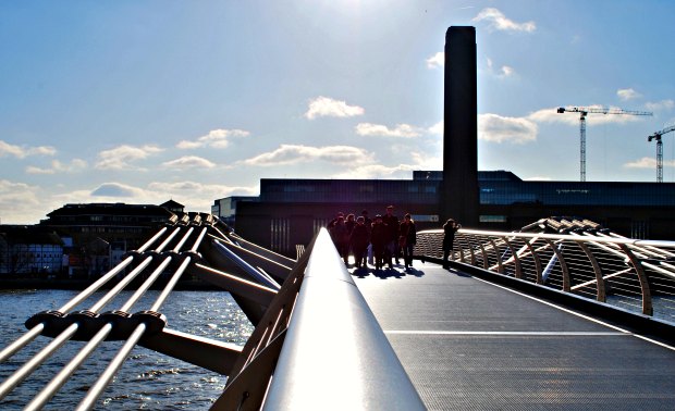 London Tate Modern with bridge