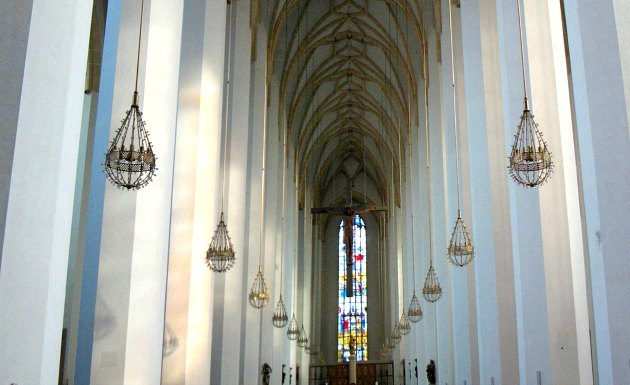 Munich Frauenkirche lanterns