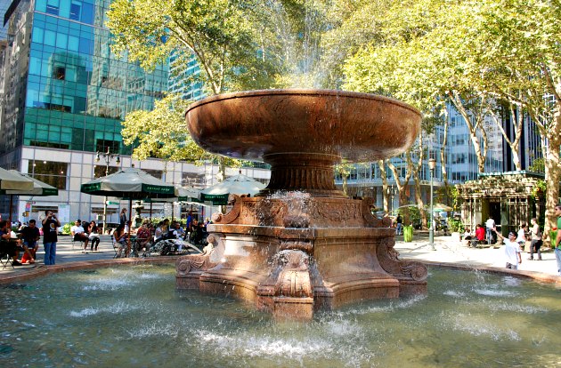 new york bryant park fountain