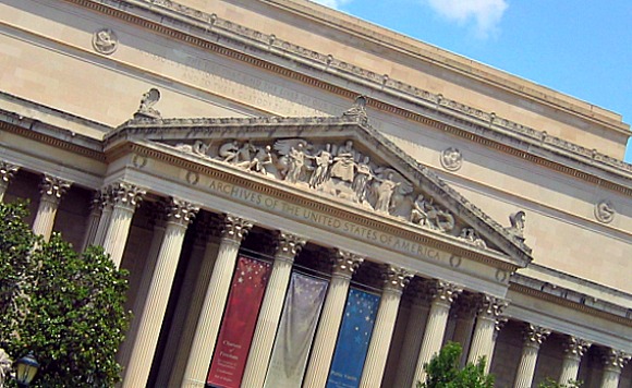 Washington National Archives no fountain