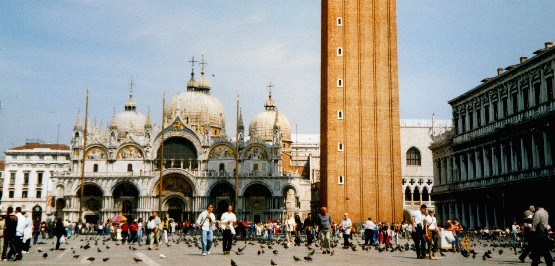 Venice st marks square and basilica (www.free-city-guides.com)