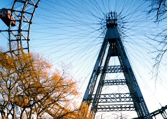 Vienna Riesenrad wheel (www.free-city-guides.com)
