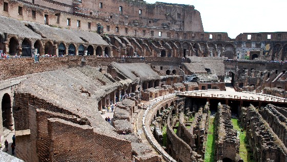 Rome Colosseum inside (www.free-city-guides.com)