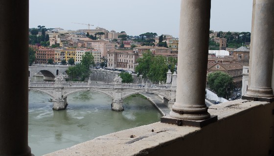 Rome Castel Sant Angelo view of Tiber River (www.free-city-guides.com)