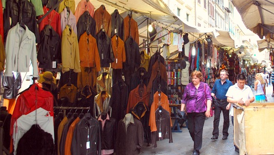 Florence San Lorenzo Market close up (www.free-city-guides.com)