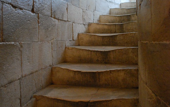 Pisa Leaning Tower steps (www.free-city-guides.com) Pisa Leaning Tower steps (www.free-city-guides.com)