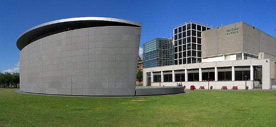 Amsterdam Van Gogh Museum exterior