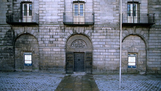 Kilmainham Gaol exterior - door and flag pole