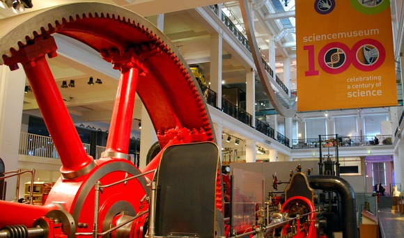 London Science Museum Steam Wheel (www.free-city-guides.com)