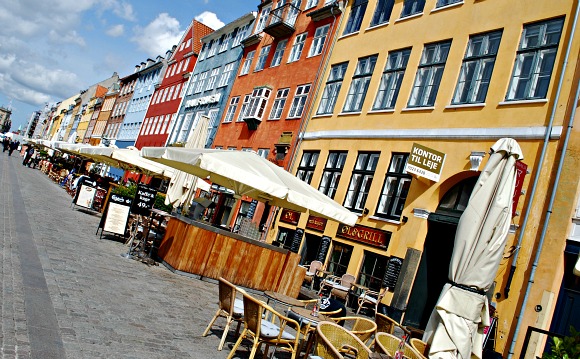 Copenhagen Nyhavn restaurants (www.free-city-guides.com)