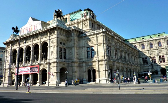 Vienna State Opera front Vienna State Opera front