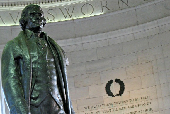 Washington Jefferson Memorial statue