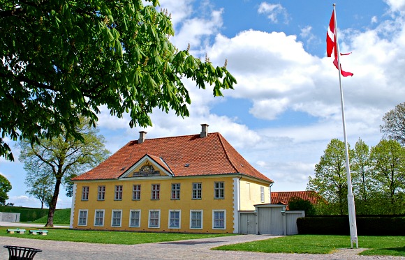 Copenhagen Kastellet flag (www.free-city-guides.com)