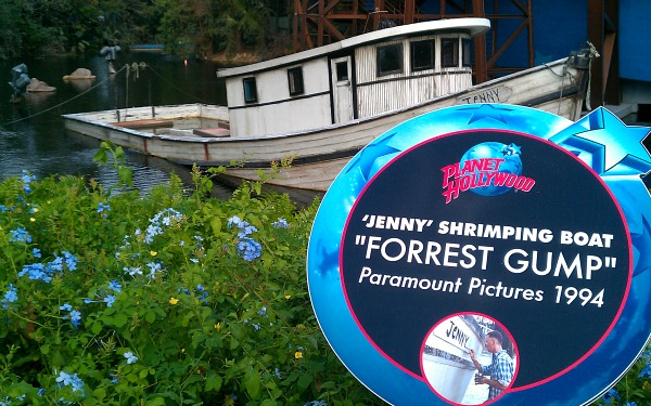 Orlando Disney Forrest Gump Boat (www.free-city-guides.com)