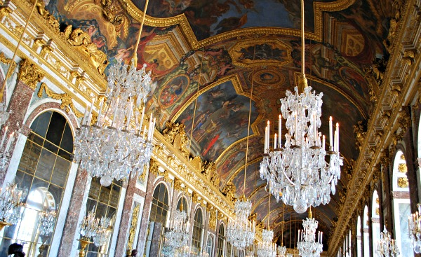 Paris Versailles Hall of Mirrors (www.free-city-guides.com)