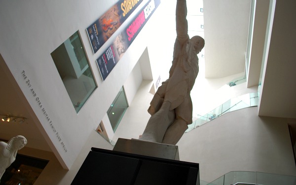 Oxford Ashmolean Atrium (www.free-city-guides.com)