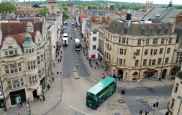 Oxford Carfax Tower roads view (www.free-city-guides.com)