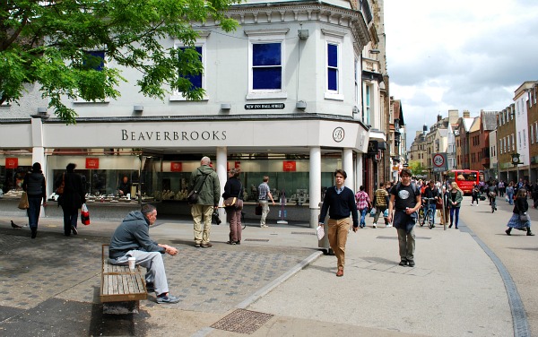 Oxford Shopping Queen Street (www.free-city-guides.com)