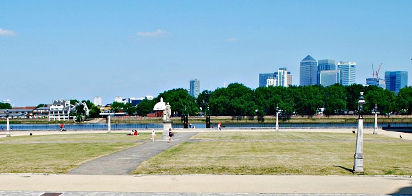 London Greenwich Thames Path (www.free-city-guides.com)