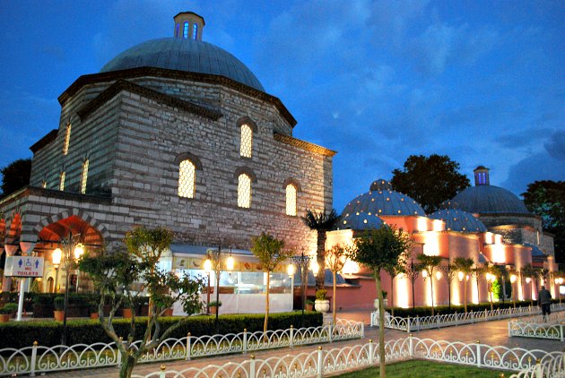 Istanbul Sultanahmet Square Ottoman Hamam