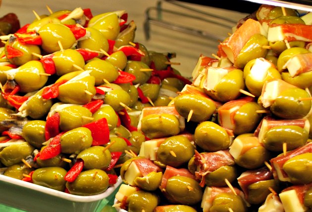 Madrid Mercado San Miguel Olives