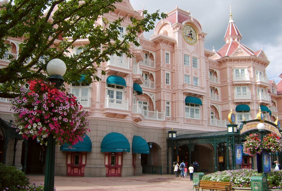 Paris Disney Hotel New