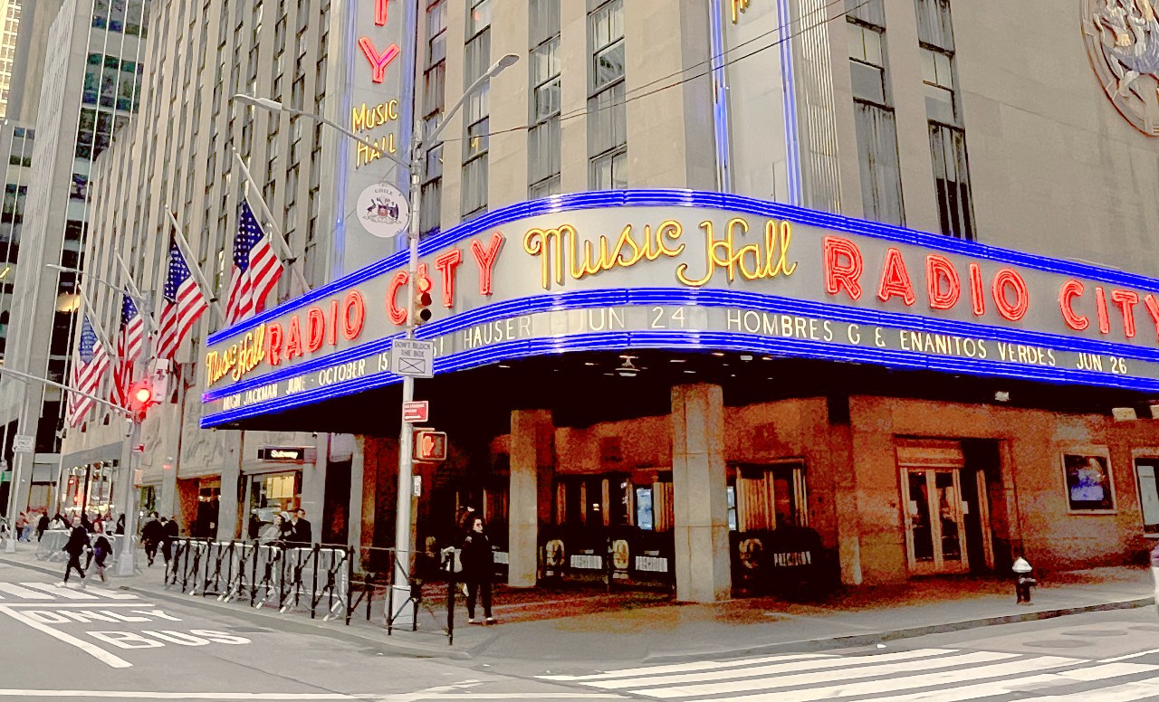 洋楽  live at radio city music hall Amazon.com: Live at Radio City Music Hall [Blu-ray